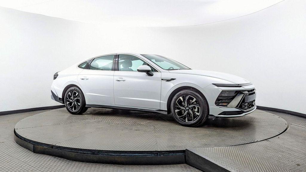 used 2025 Hyundai Sonata car, priced at $20,999