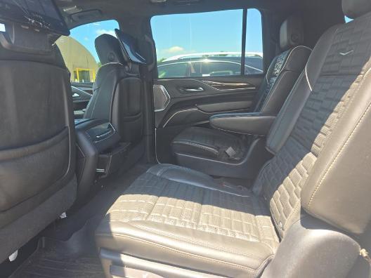 used 2021 Cadillac Escalade ESV car, priced at $63,999