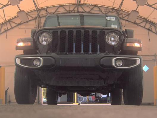 used 2023 Jeep Gladiator car, priced at $26,999