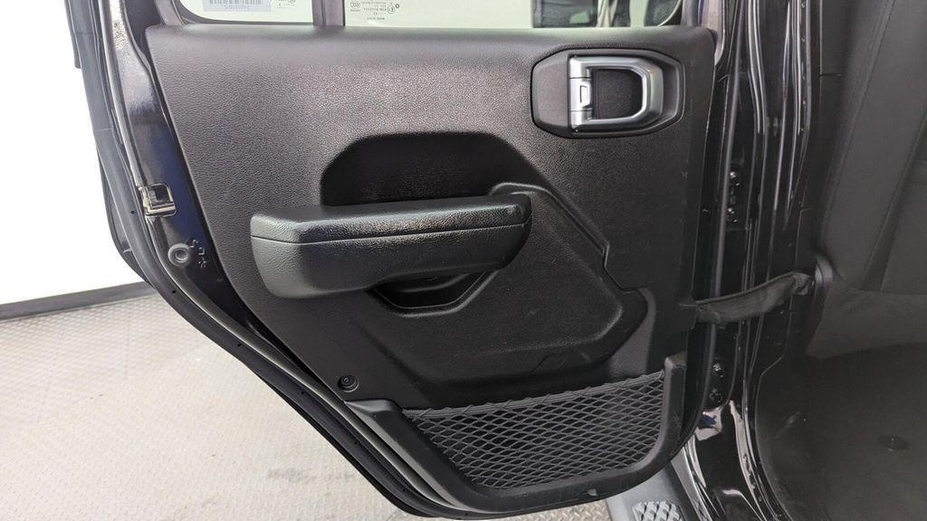 used 2023 Jeep Gladiator car, priced at $26,999