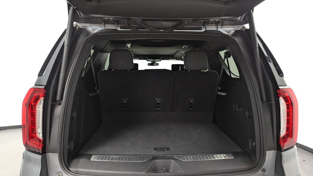 used 2021 GMC Yukon XL car, priced at $43,399
