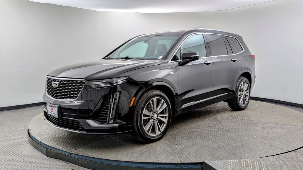 used 2021 Cadillac XT6 car, priced at $26,099