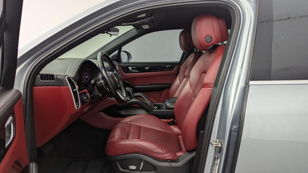 used 2021 Porsche Cayenne car, priced at $39,299