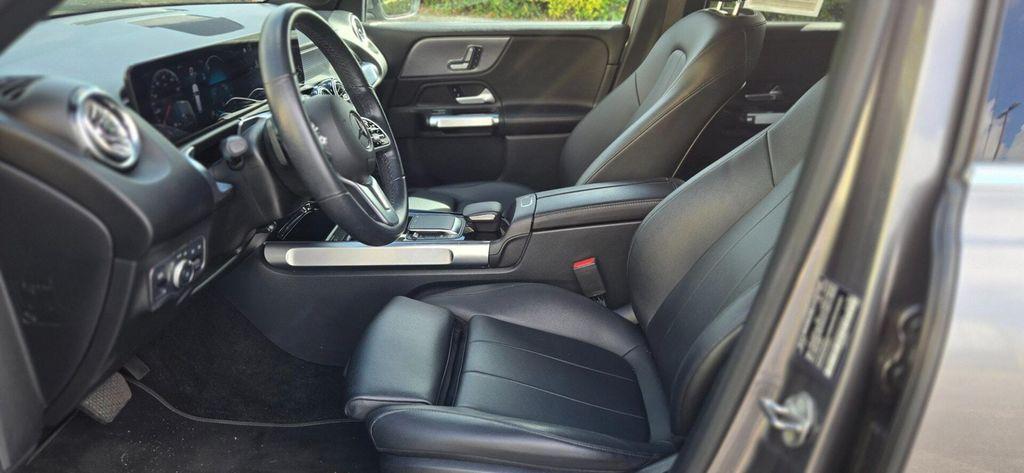 used 2022 Mercedes-Benz GLB 250 car, priced at $23,999