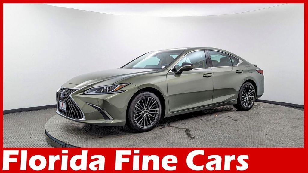 used 2022 Lexus ES 300h car, priced at $32,999