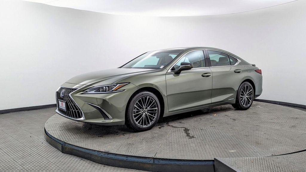 used 2022 Lexus ES 300h car, priced at $32,999