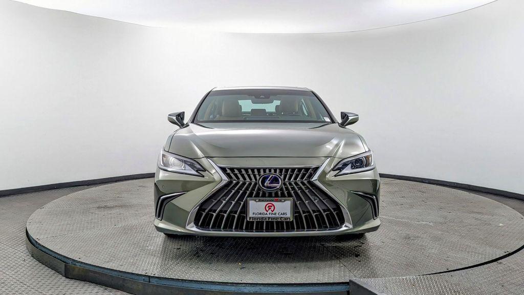 used 2022 Lexus ES 300h car, priced at $32,999