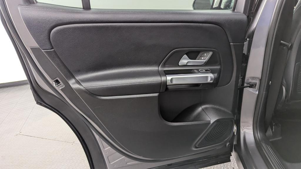 used 2020 Mercedes-Benz GLB 250 car, priced at $20,998