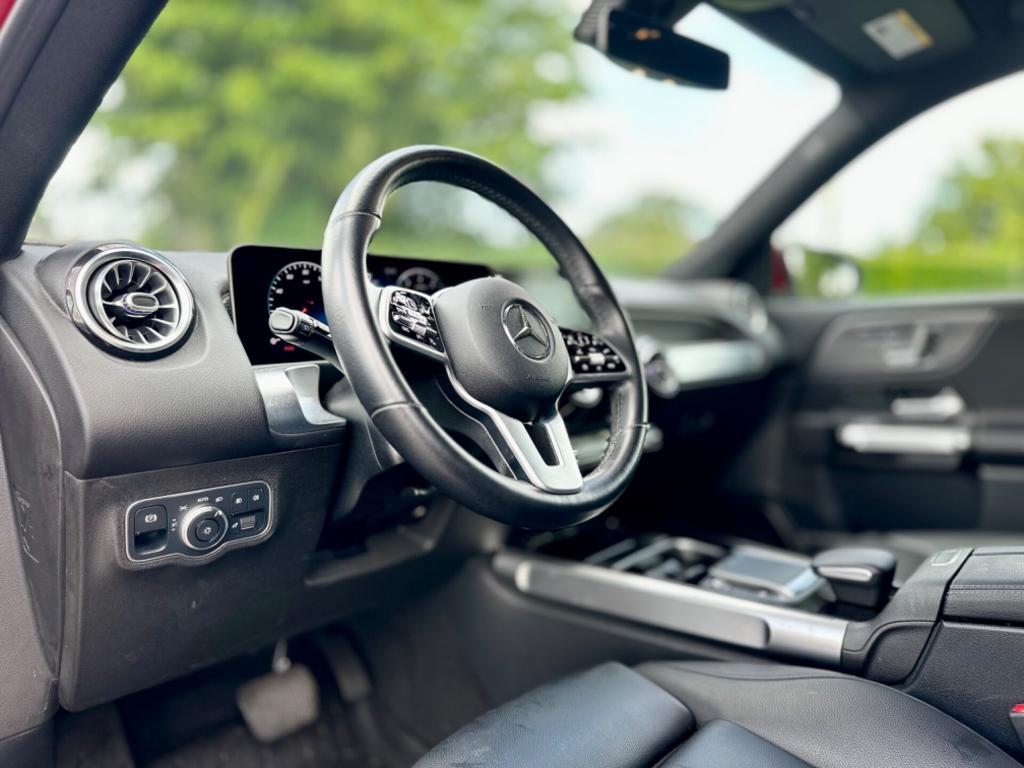used 2021 Mercedes-Benz GLB 250 car, priced at $26,199