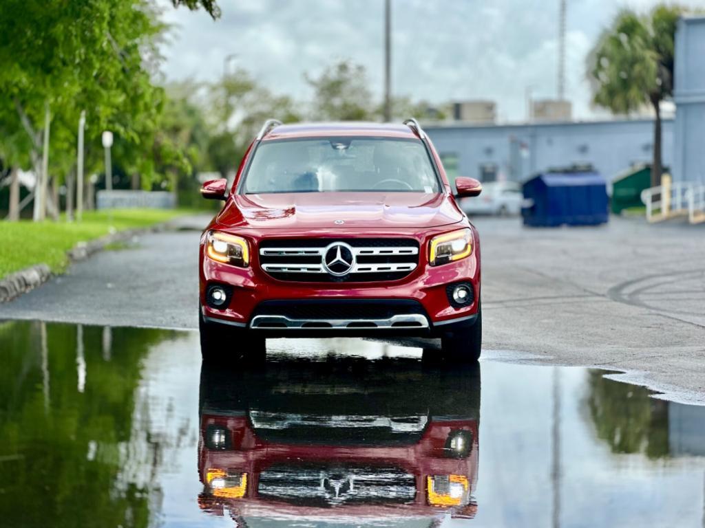 used 2021 Mercedes-Benz GLB 250 car, priced at $26,199