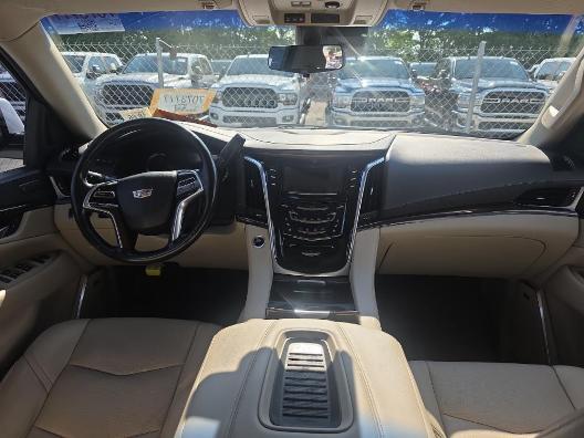 used 2019 Cadillac Escalade car, priced at $27,699
