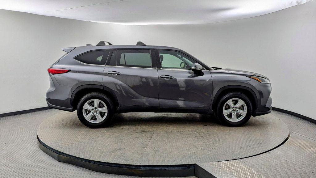 used 2021 Toyota Highlander car, priced at $24,499