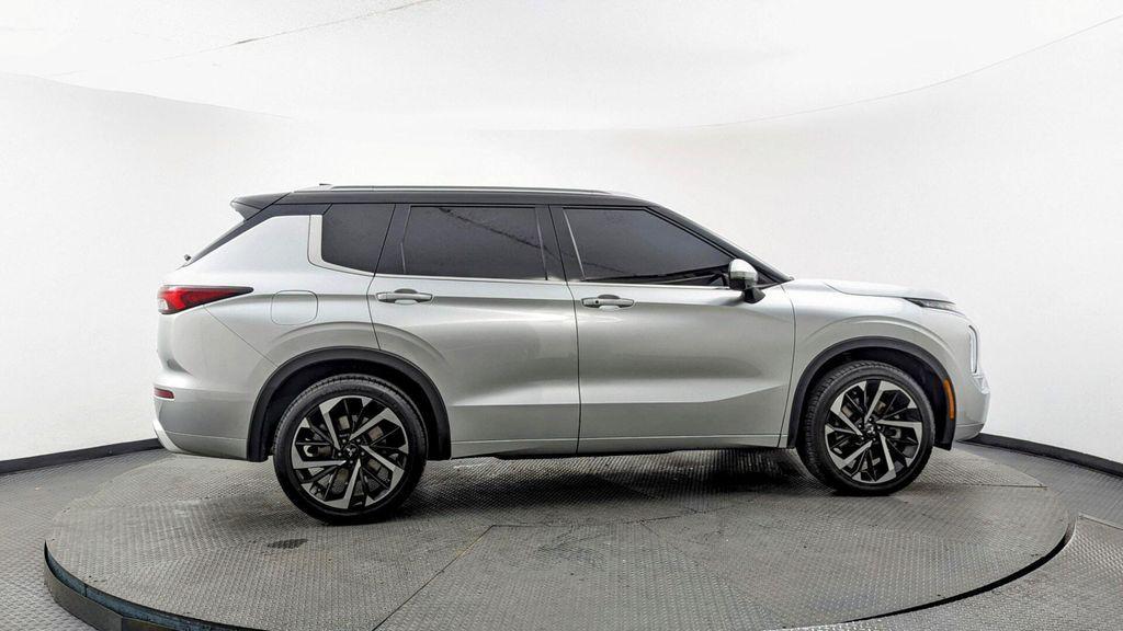 used 2023 Mitsubishi Outlander car, priced at $23,899