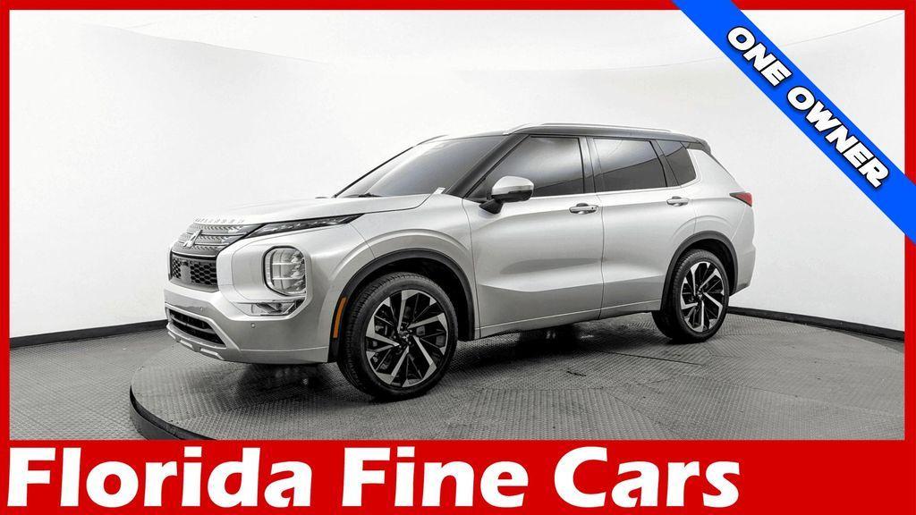 used 2023 Mitsubishi Outlander car, priced at $24,999