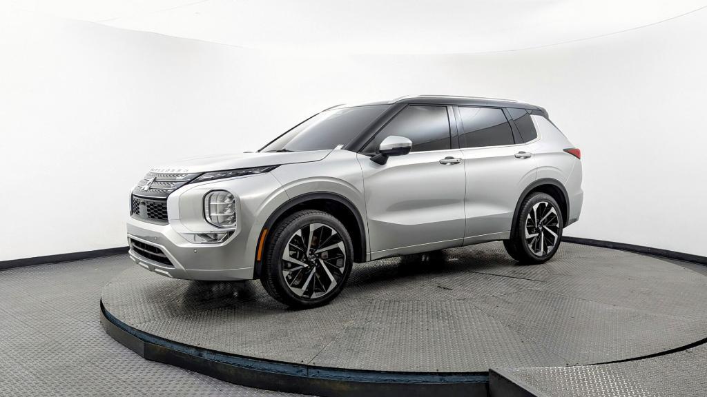 used 2023 Mitsubishi Outlander car, priced at $24,999