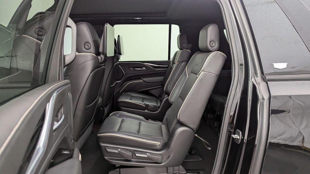 used 2021 Cadillac Escalade ESV car, priced at $50,997