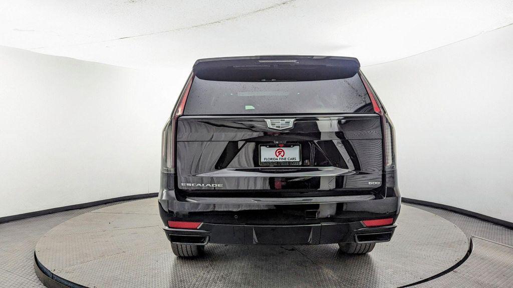 used 2021 Cadillac Escalade ESV car, priced at $50,997