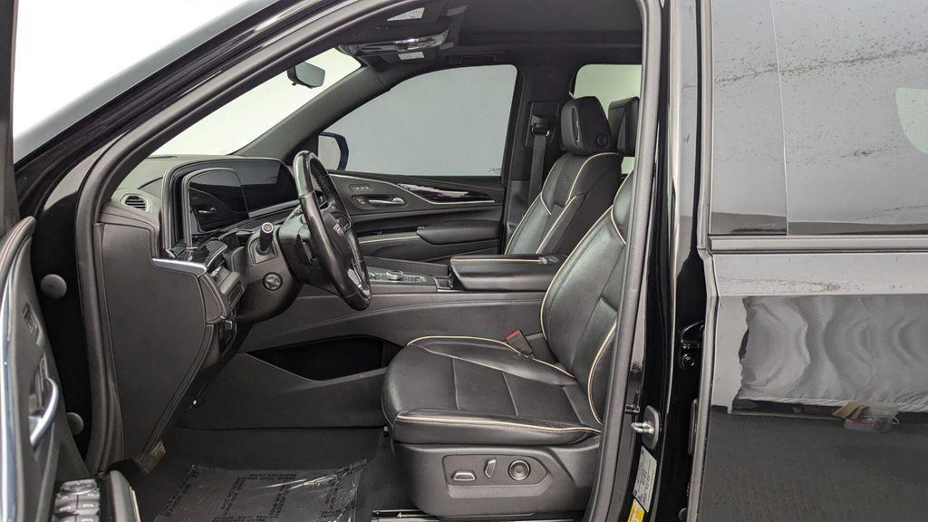 used 2021 Cadillac Escalade ESV car, priced at $50,997