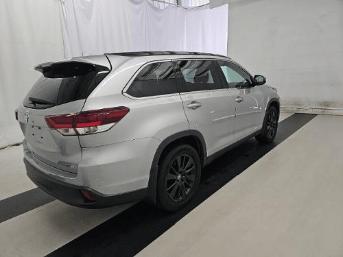used 2019 Toyota Highlander car, priced at $24,999