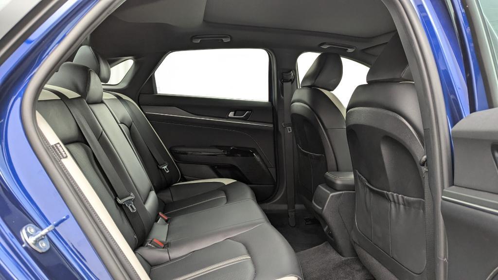 used 2025 Kia K5 car, priced at $22,999