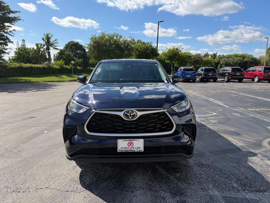 used 2023 Toyota Highlander car, priced at $26,999