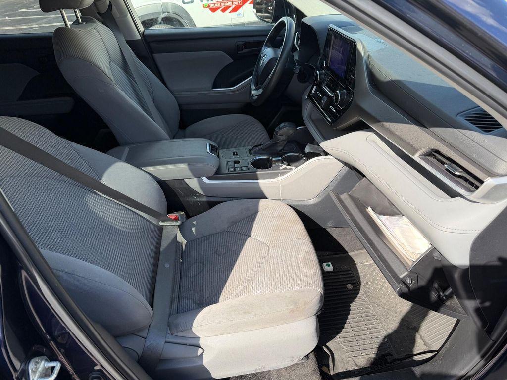 used 2023 Toyota Highlander car, priced at $26,999