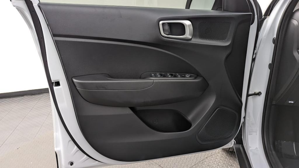 used 2024 Hyundai Venue car, priced at $17,499