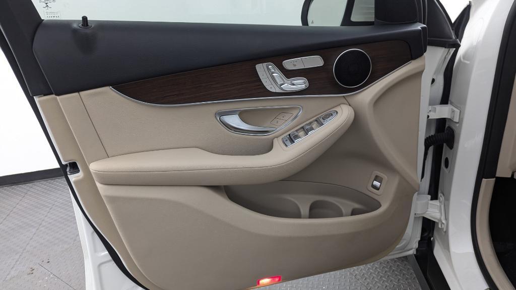 used 2021 Mercedes-Benz GLC 300 car, priced at $23,994