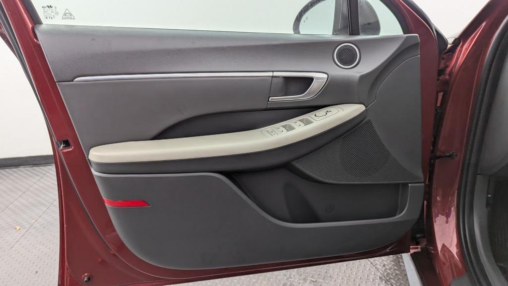 used 2023 Hyundai Sonata car, priced at $15,397