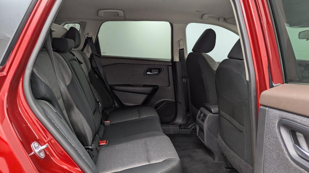 used 2023 Nissan Rogue car, priced at $15,997