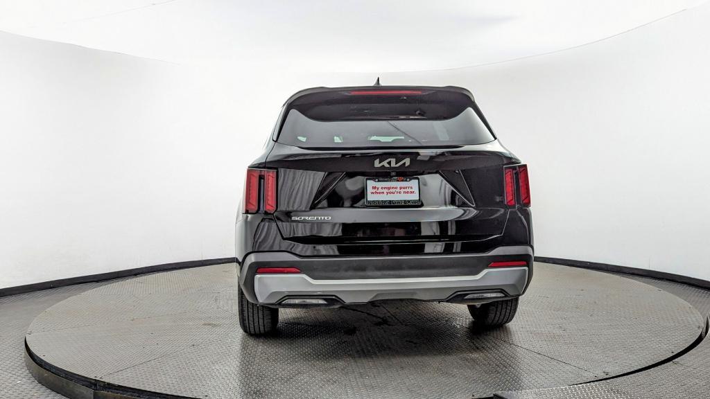 used 2025 Kia Sorento car, priced at $24,999