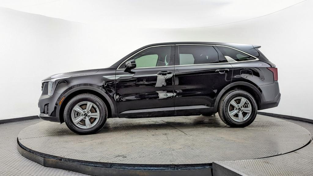 used 2025 Kia Sorento car, priced at $24,999