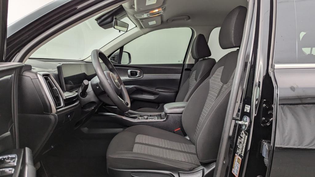 used 2025 Kia Sorento car, priced at $24,999