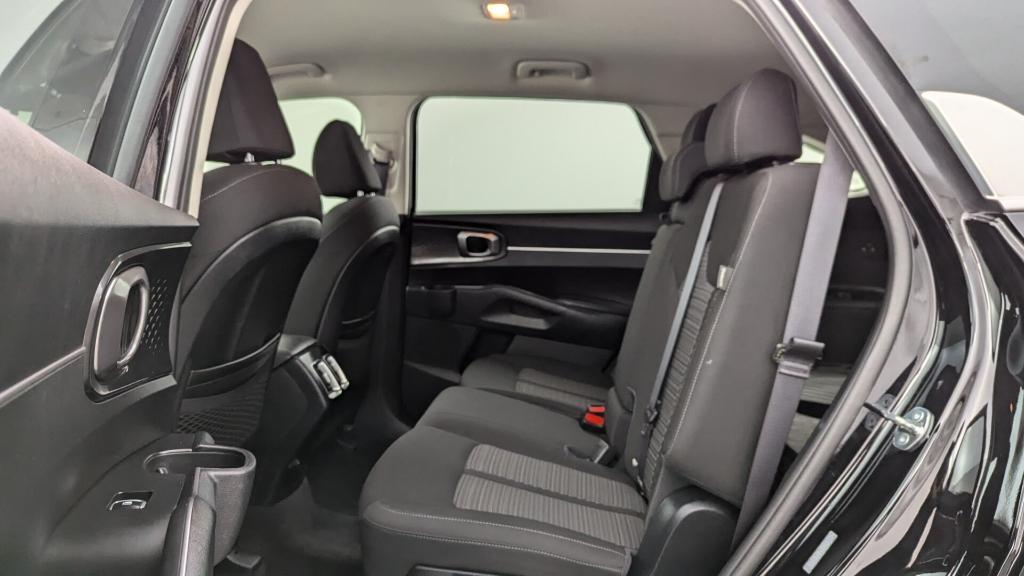 used 2025 Kia Sorento car, priced at $24,999