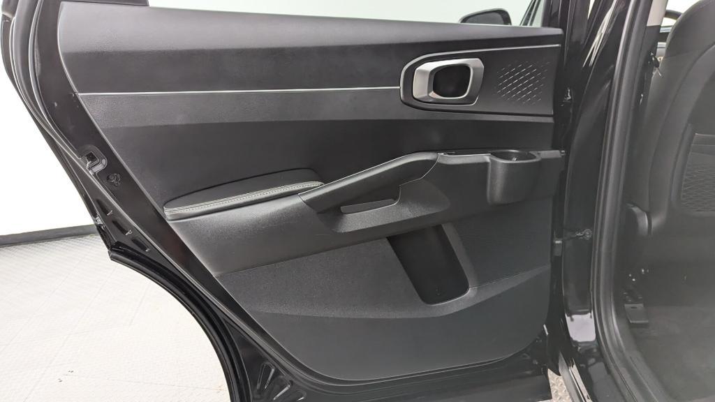 used 2025 Kia Sorento car, priced at $24,999