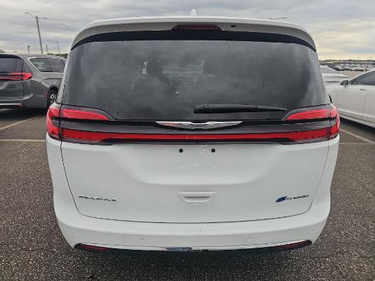 used 2022 Chrysler Pacifica Hybrid car, priced at $18,999