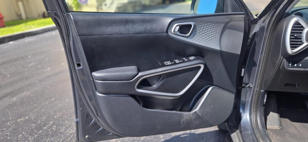 used 2024 Kia Soul car, priced at $14,999