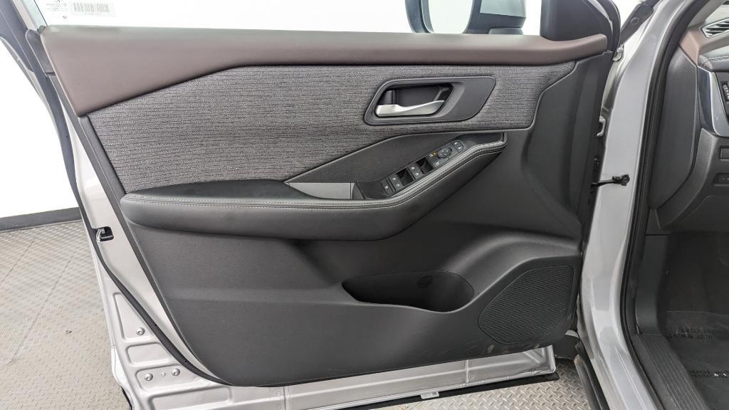used 2023 Nissan Rogue car, priced at $21,499