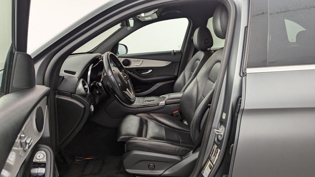 used 2020 Mercedes-Benz GLC 300 car, priced at $19,499