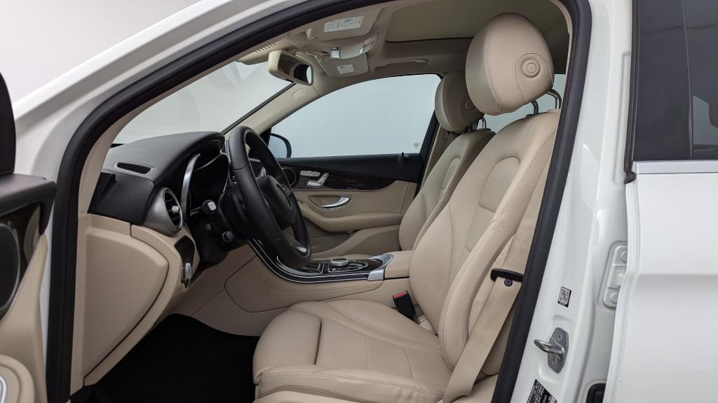 used 2018 Mercedes-Benz GLC 300 car, priced at $13,899