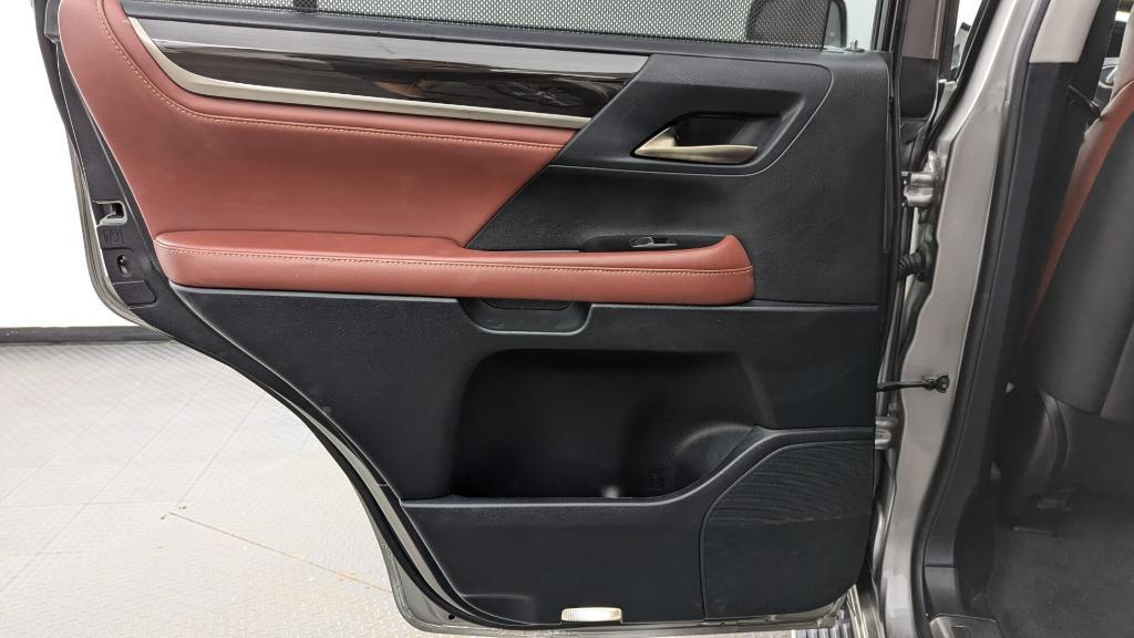 used 2016 Lexus LX 570 car, priced at $42,889