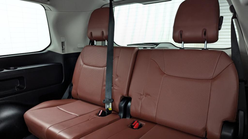 used 2016 Lexus LX 570 car, priced at $42,889