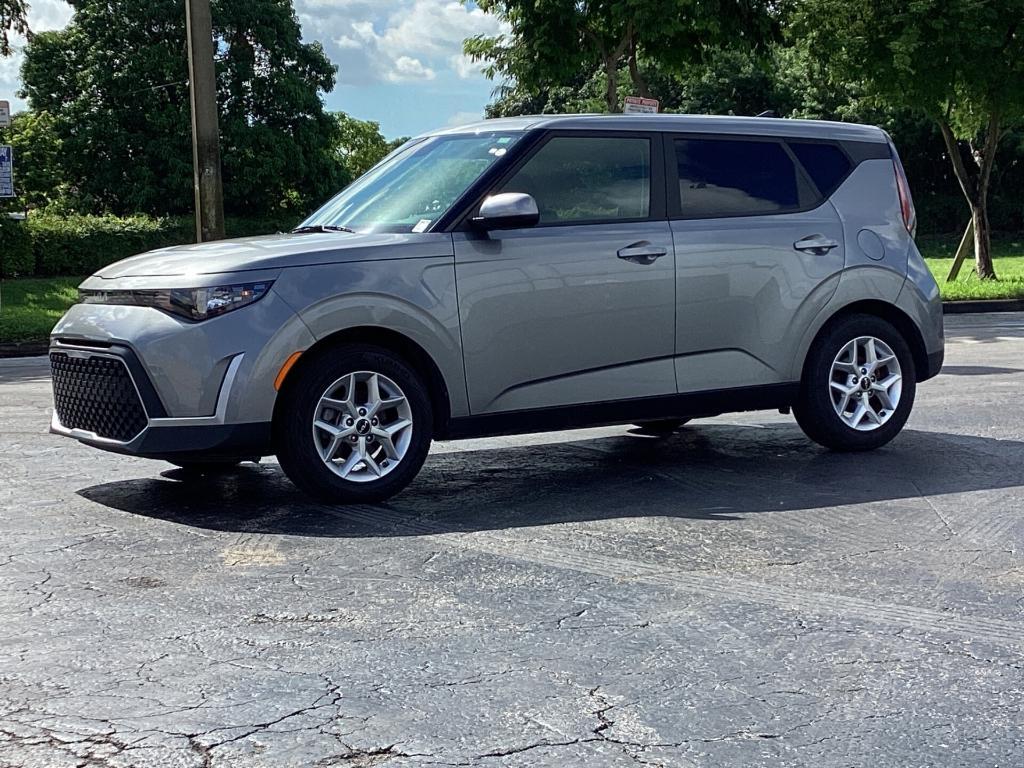 used 2024 Kia Soul car, priced at $14,799