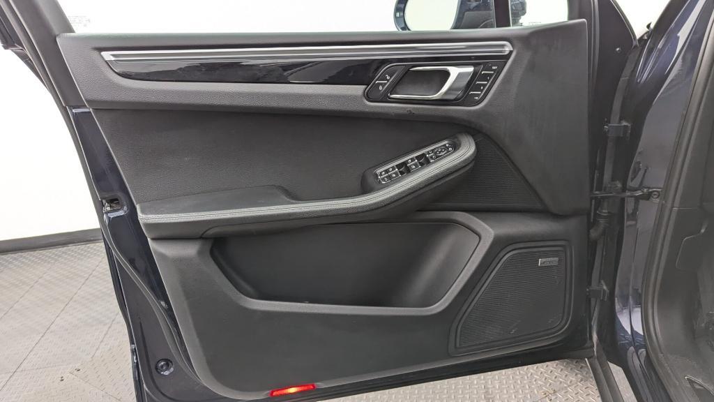 used 2018 Porsche Macan car, priced at $20,998