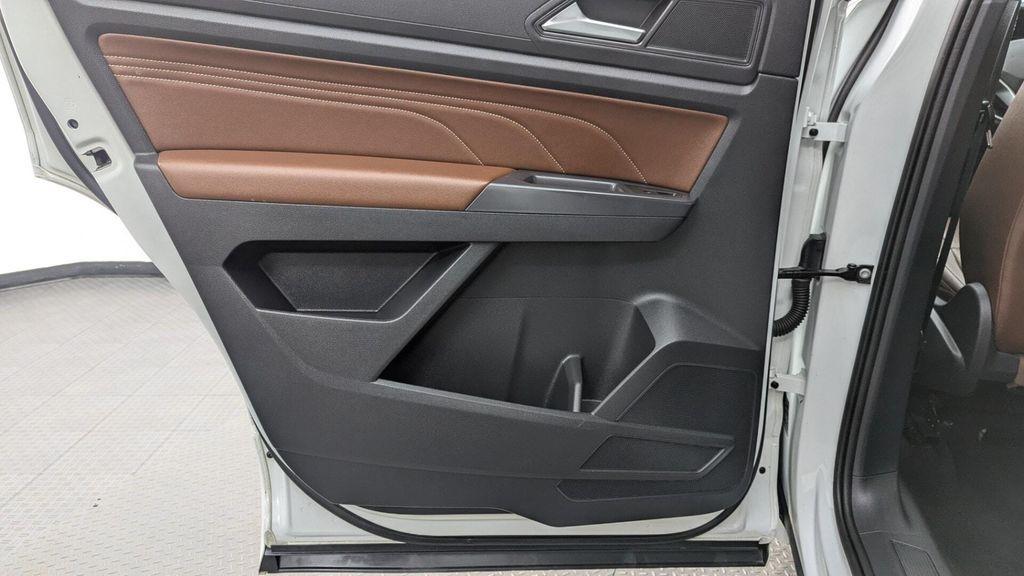 used 2021 Volkswagen Atlas car, priced at $17,999