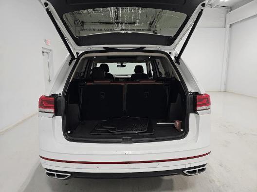 used 2021 Volkswagen Atlas car, priced at $18,999
