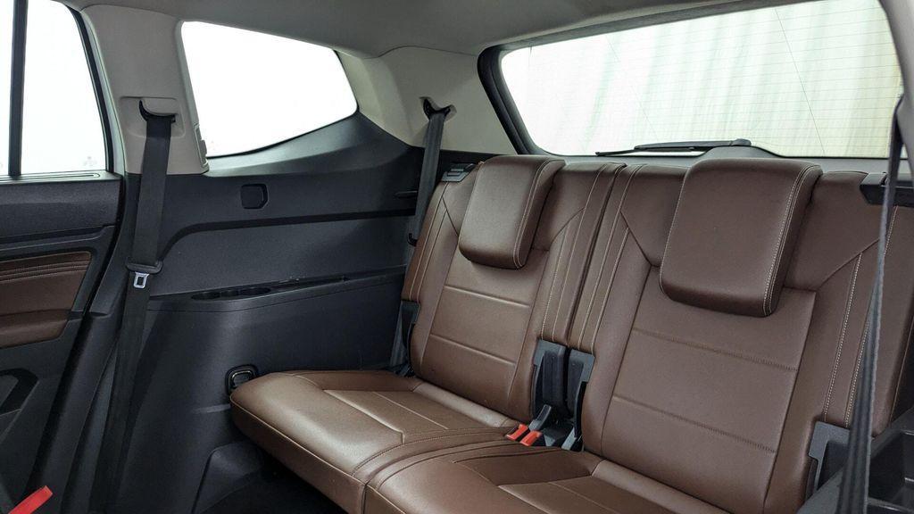 used 2021 Volkswagen Atlas car, priced at $17,999