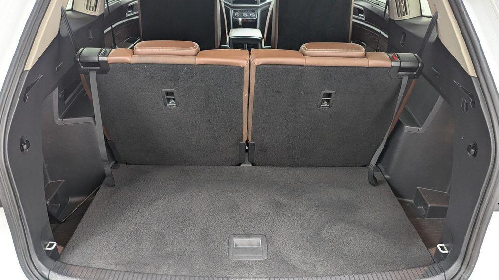 used 2021 Volkswagen Atlas car, priced at $17,999