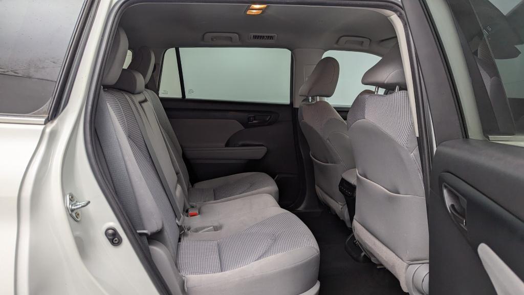 used 2021 Toyota Highlander car, priced at $18,699