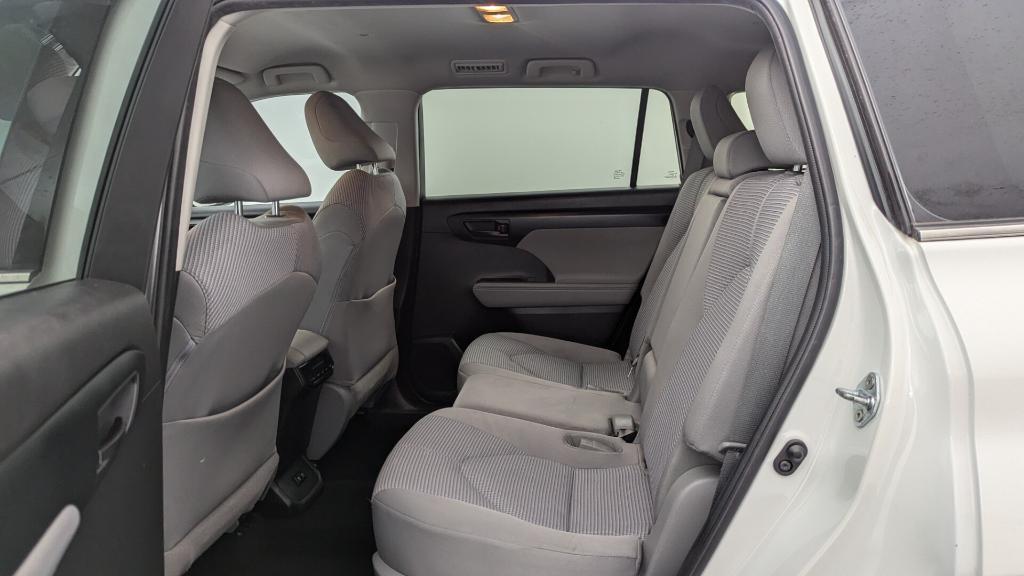 used 2021 Toyota Highlander car, priced at $18,699